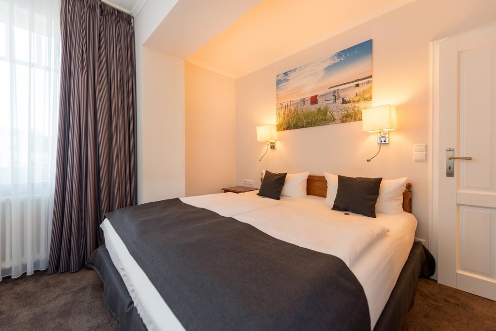 בינץ Hotel Villa Belvedere מראה חיצוני תמונה